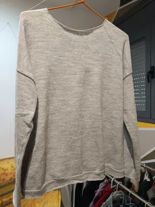 Jersey gris trenzado posterior