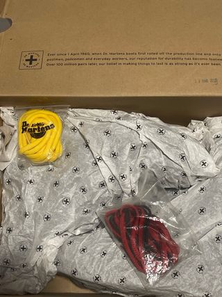 Botas Dr. Martens charol negro Talla 38