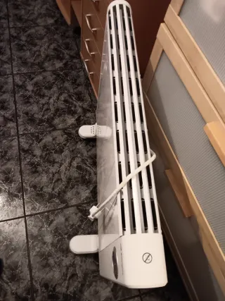 Estufa eléctrica blanca