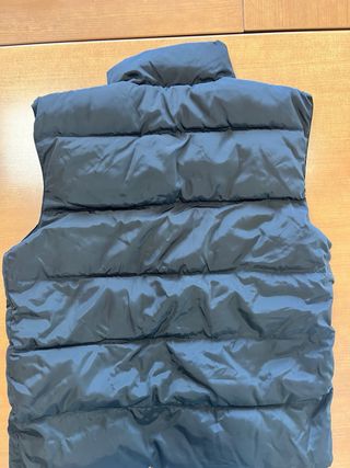 Chaqueta Plumas sin Mangas. Nuevo sin etiquetas