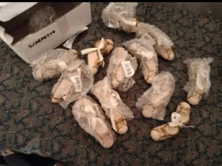 Scarpine resina bomboniera battesimo segnaposto