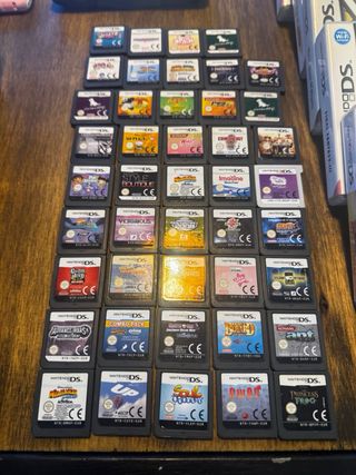 Lote Nintendo DS: 6 Consolas + 58 Juegos