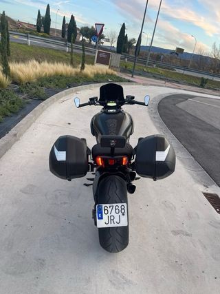 Ducati Diavel 1200 2016 28500km con muchos extras