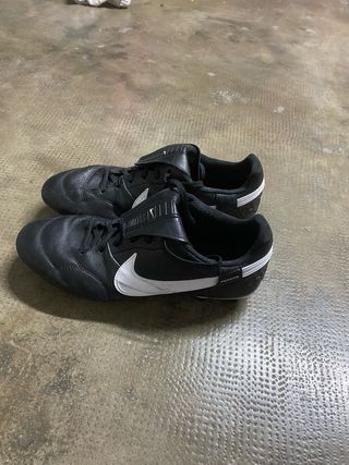 Botas de fútbol Nike Premier Negras