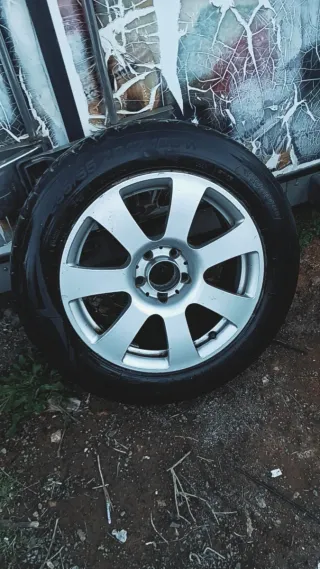 Llantas Mercedes 17