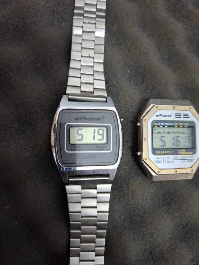 Relojes Piratron Digitales