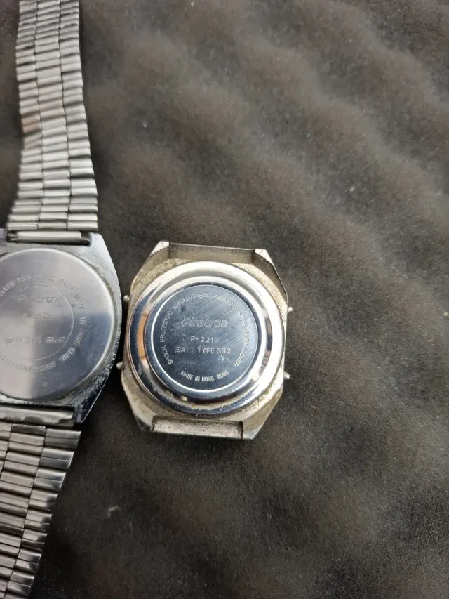 Relojes Piratron Digitales