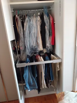 Camera da letto completa con letto contenitore