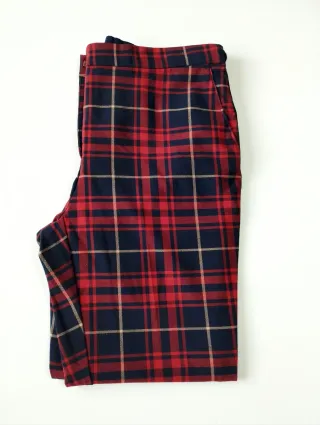 Pantalón de cuadros Zara