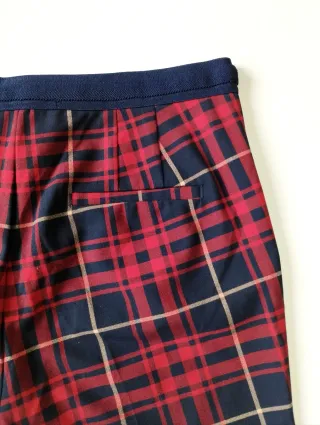 Pantalón de cuadros Zara