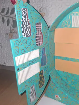 Joyero - armario para colgar tus complementos