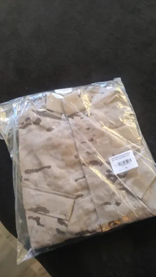 Uniforme camuflaje talla 3C