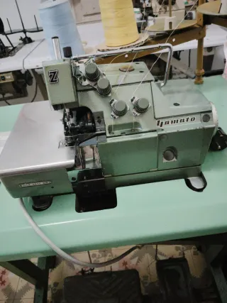 Màquina de coser Overlock Yamato 2 agujas