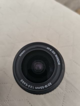 Objetivo Nikon DX 18-55mm