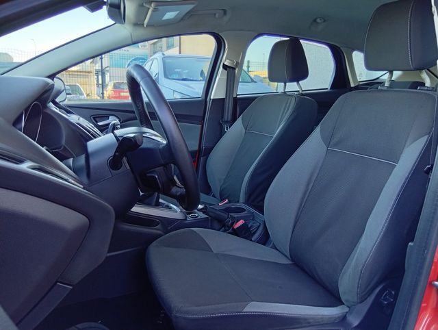 Ford Focus 1.6 TI-VCT TREND 125 2011