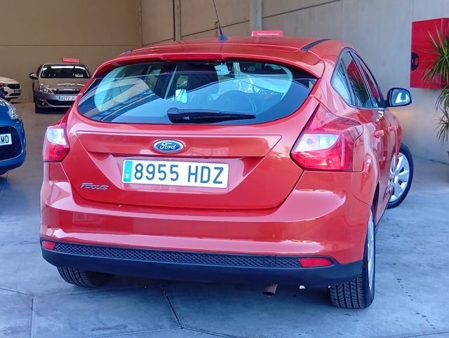 Ford Focus 1.6 TI-VCT TREND 125 2011