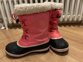 Botas Sorel rosas y negras como nuevas talla 36
