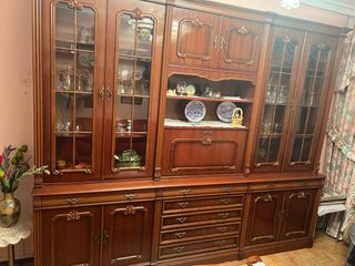 Mueble de salón antiguo madera y cristal