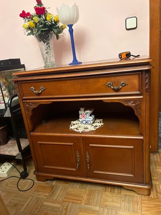 Mueble de salón antiguo madera y cristal