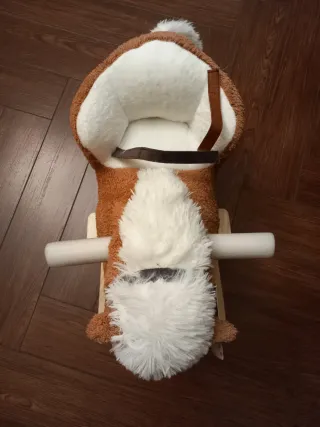Cavallo a dondolo peluche