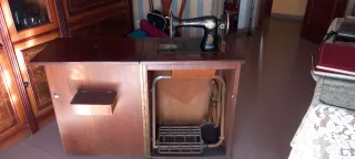 Máquina de coser Singer antigua