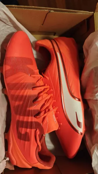 Botas Fútbol Puma King Match Talla 44.5