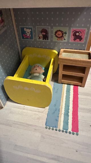 Casa de muñecas Amanda family madera