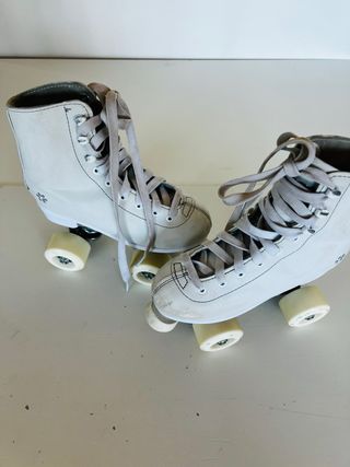 Patines 4 ruedas Clásicos Blancos TIJUANA