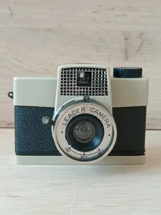 *Cámara Leader 120 Vintage Analógica