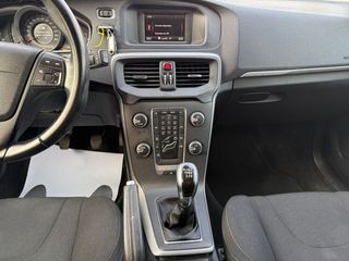 Volvo V40 Cross Country D2 Kinetic 85 kW (115 CV)