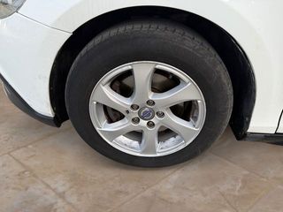 Volvo V40 Cross Country D2 Kinetic 85 kW (115 CV)