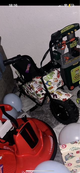 Moto eléctrica infantil