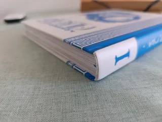 Alkaios tapa dura como nuevo