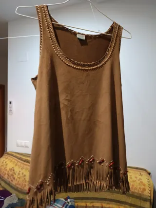 Camiseta tirantes camel con flecos