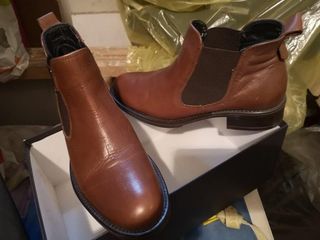 Stivaletti donna pelle n.37