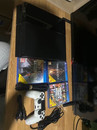 PlayStation 4 PS4 Nera