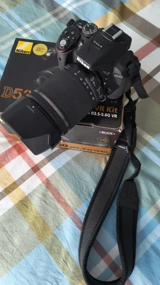 Nikon D5300 + OBJETIVO+EXTRAS