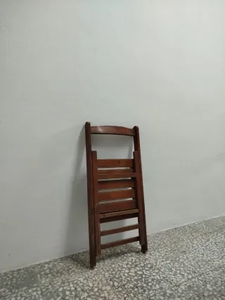 Silla madera plegable (35 Uds, se venden sueltas)