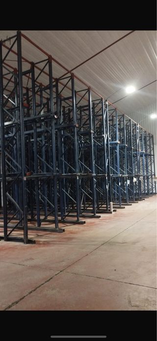 Estantería Metálica Compacta