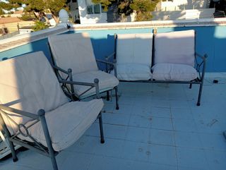 Conjunto metálico: sofá y 2 sillones