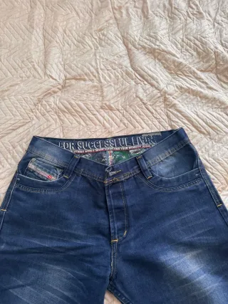 Pantalón vaquero Diesel azul talla 40-42