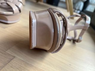 Sandalias Saint Laurent Talla 39 Beige