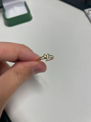 Anillo Oro 18K Circonitas Corazón