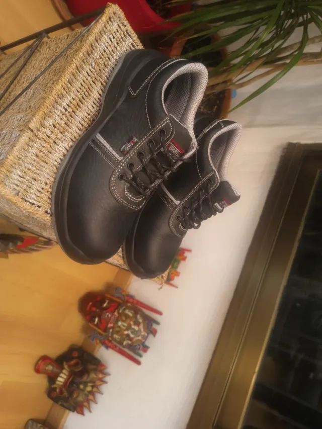 Zapatos de seguridad J Hayber Negros