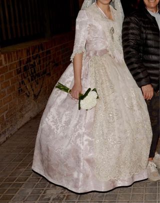 Traje Fallera Talla 38/S Rosa y Blanco