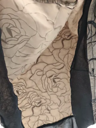 Vestido negro encaje floral talla M