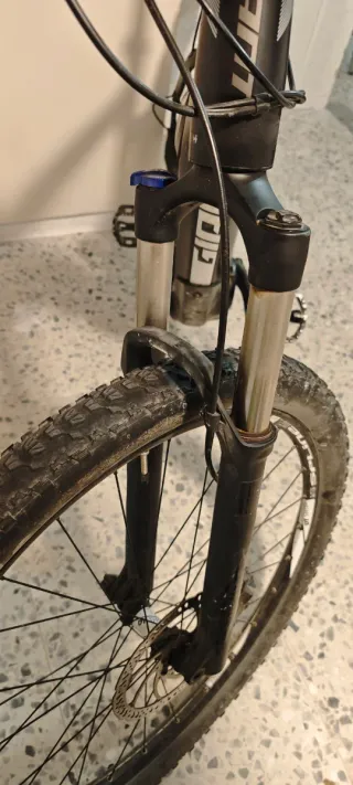 Bicicleta Eléctrica Giant MTB