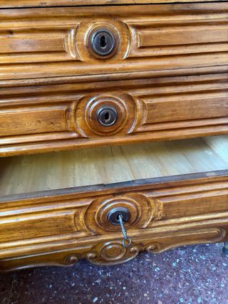 Cajonera antigua madera y mármol