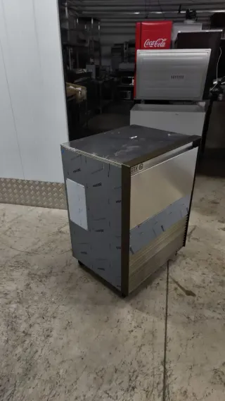 Maquina de hielo, Fabricador de Hielo ITV 65 kilos