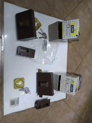 Cerraduras AZBE Nuevas (2 unidades)